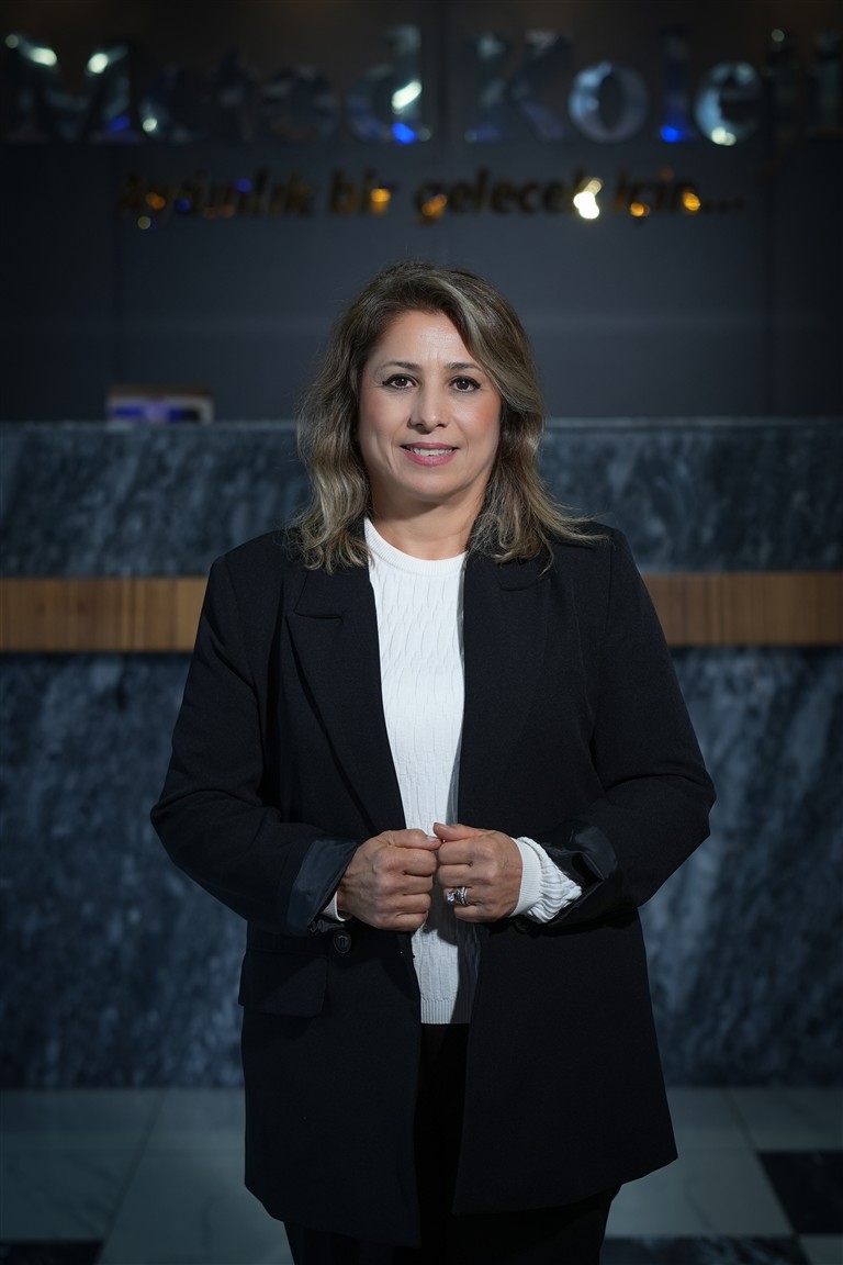 AYLA ÜNLÜ SINIF ÖĞRETMENİ