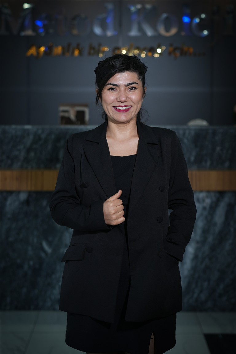 EMRİYE PİŞKİN İNGİLİZCE ÖĞRETMENİ