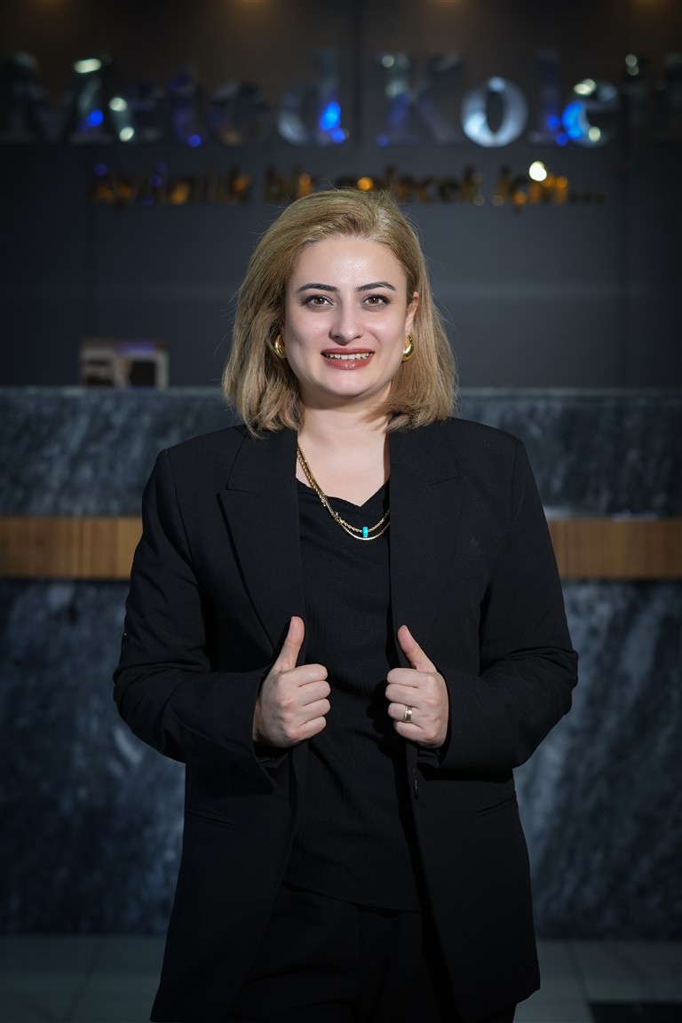 FATMA İLDEM ÜZMEZ ANASINIFI YARDIMCI ÖĞRETMEN