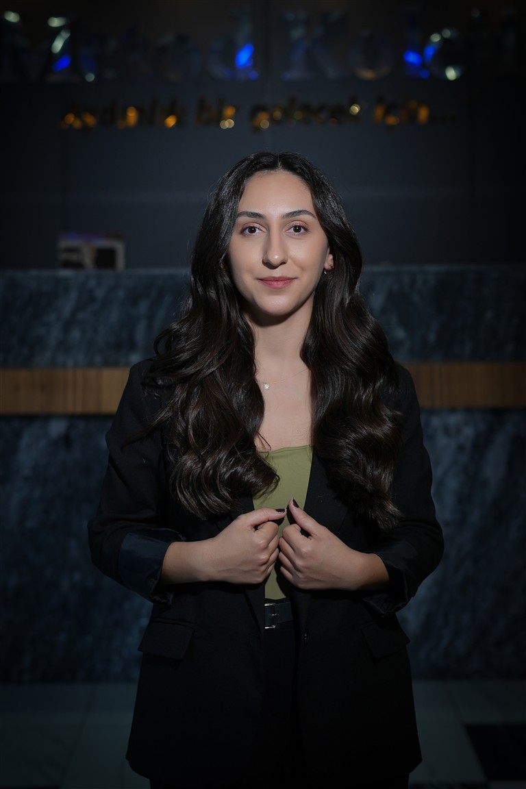 MÜGE KILIÇ İNGİLİZCE ÖĞRETMENİ